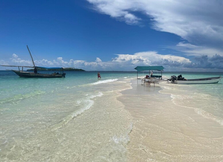 Picture 1 for Activity Stone town, Algebra tortoise & Relax nakupenda ( SANDBANK) 2