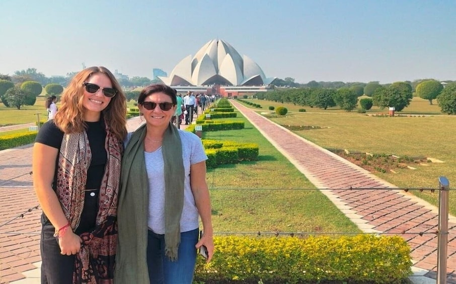 Picture 11 for Activity Delhi Luxury City Spiritual Sites Half or Full Day Tour 4