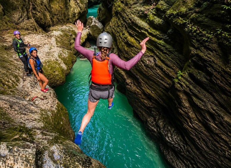 Picture 8 for Activity Cebu: Osmeña Peak and Kawasan Canyoneering Day Tour 5