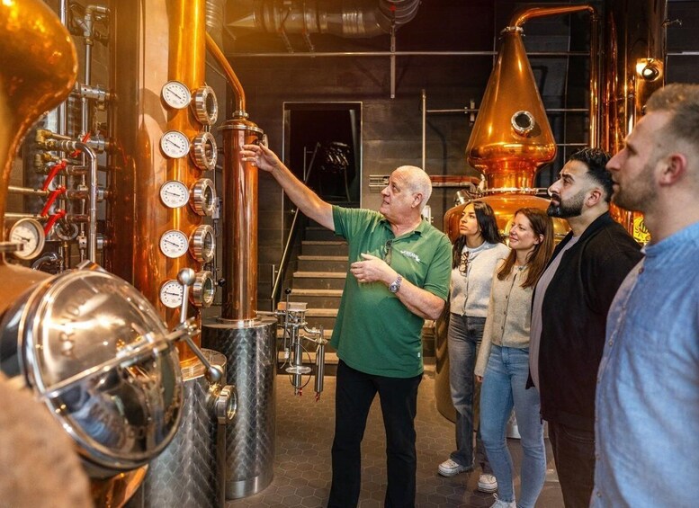 Picture 2 for Activity Guided tour of the brewery & distillery 3