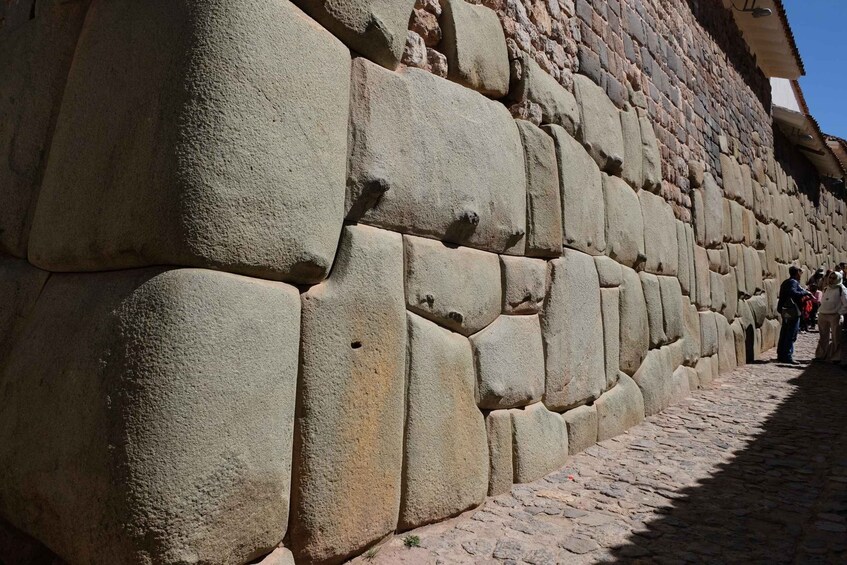 Picture 8 for Activity Cusco Highlights Walking Tour: History, Culture, Traditions 2
