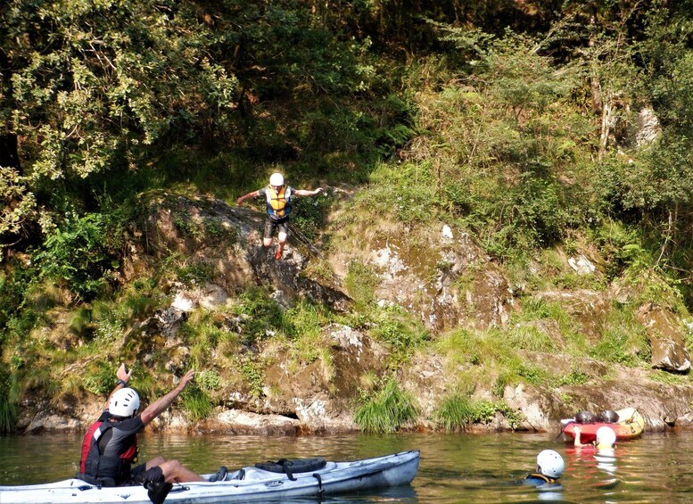 Picture 6 for Activity DESCENT OF THE BIDASOA RIVER BY KAYAK OR SUP in Gipuzkoa 2
