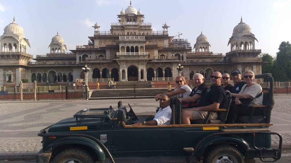 Jaipur: Evening City Tour In Open Jeep 3