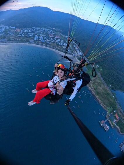 Picture 1 for Activity Da Nang City Sightseeing Tour With Paragliding Adventure 2