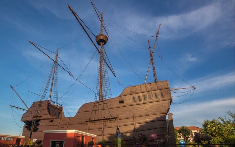 Picture 3 for Activity From Kuala Lumpur: Malacca UNESCO Heritage Day Tour 3