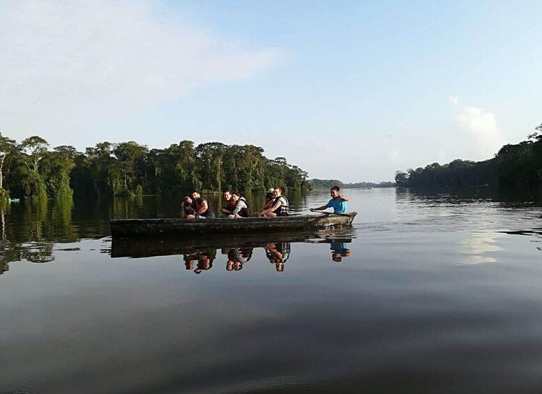 Tortuguero: Canoe Tour and Wildlife Spotting 1