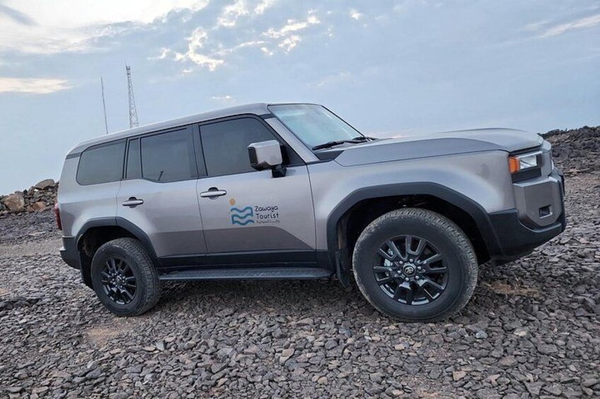 4x4 Vehicle with Expert Driver 4