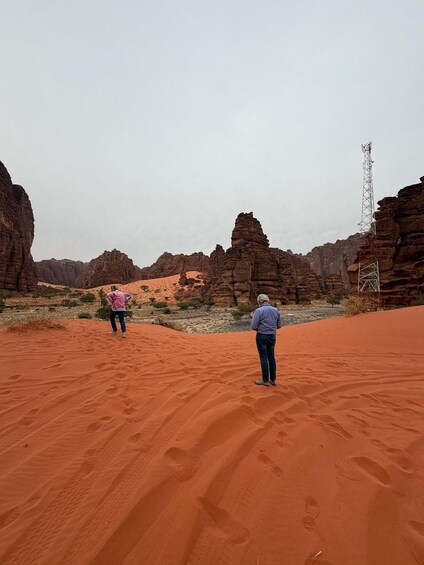 Tabuk: Wadi Al Disah Day Trip with Vintage Car Ride 1
