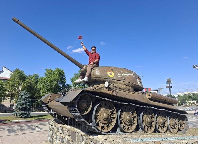 Picture 1 for Activity Visit a Country That Doesn’t Exist — Transnistria Day Tour 4