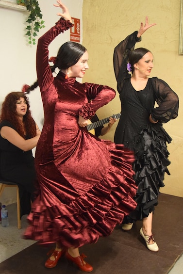 Picture 4 for Activity Valencina: Gastronomy and Flamenco Show in Aljarafe 2