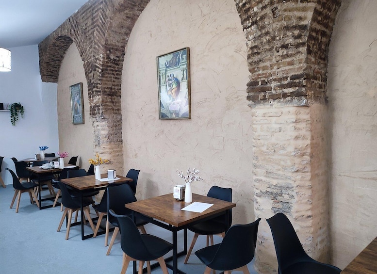 Valencina: Gastronomy and Flamenco Show in Aljarafe 1