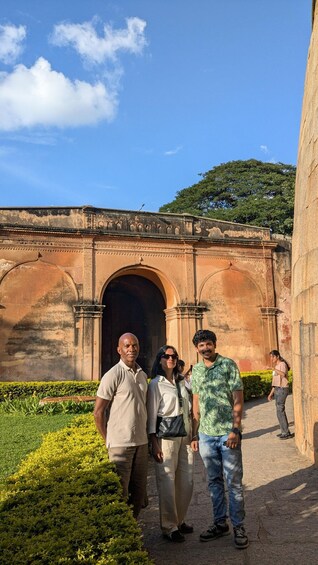 Picture 15 for Activity Bangalore Walking Tour KR Flower Market,Fort,Tippu palace 4