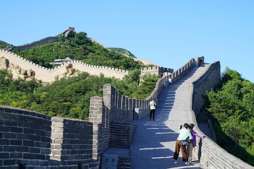 Picture 4 for Activity Private Forbidden City & Badaling Great Wall Sunset Tour 2
