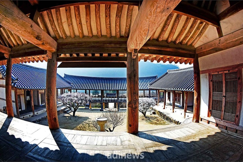 Picture 1 for Activity Andong: UNESCO Sites, Mask Dance, and Secret Garden & Bridge 1
