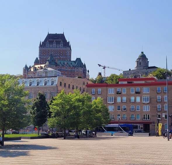 Picture 1 for Activity Private Québec City walking tour with Lenny. 5
