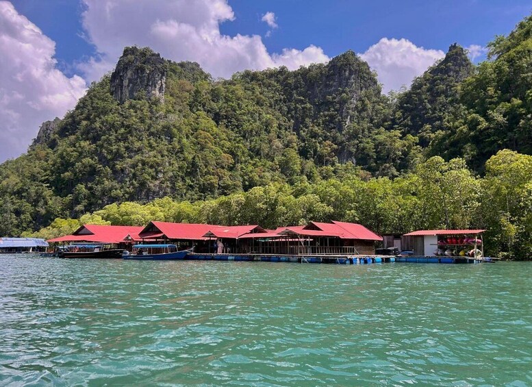 Langkawi: Mangrove Sharing Boat + Lunch & Beach (3-4 Hour) 1