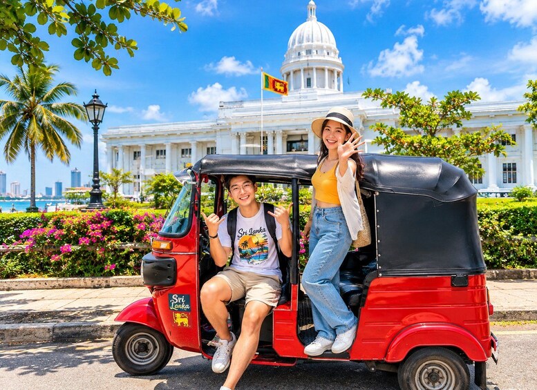 Picture 1 for Activity Colombo: Private Tuk Tuk City Tour with All Entry Fees 4