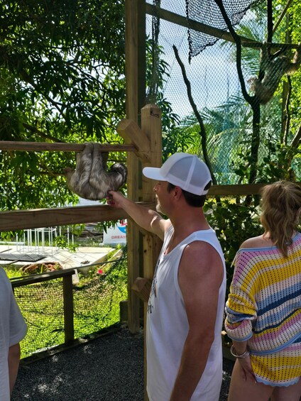 Picture 9 for Activity Roatan: Mix and Match Private Tour 4