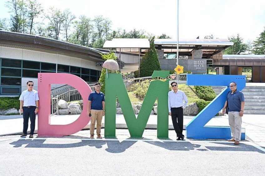 Exclusive Private DMZ Tour & War Memorial Hall or Suspension Bridge(No Shopping) 1