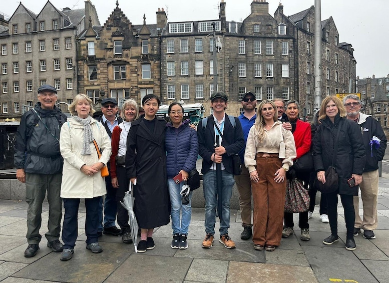 Picture 8 for Activity Edinburgh Castle & Royal Mile Walking Tour - Ticket Included 4