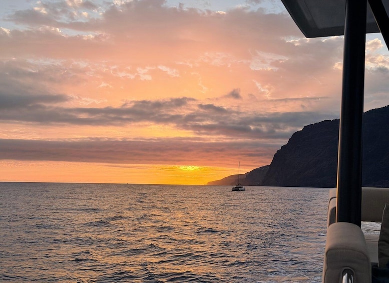 Picture 3 for Activity Premium Catamaran Sunset Experience - All Inclusive 2