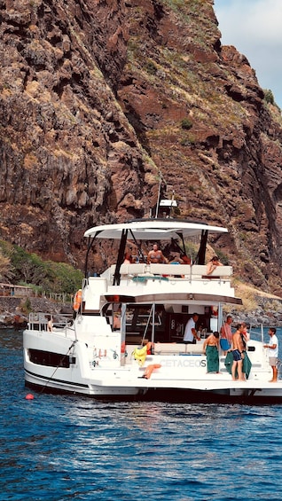 Picture 4 for Activity Premium Catamaran Sunset Experience - All Inclusive 3