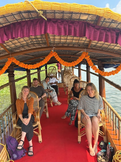 Picture 46 for Activity Kerala: Backwater Village Punting Boat Cruise with Lunch 4