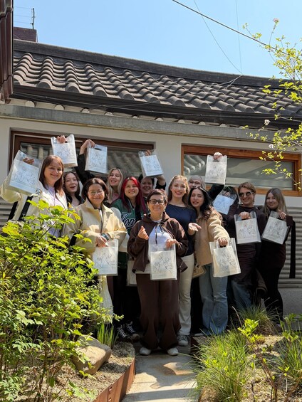 Picture 8 for Activity Seoul: Perfume-Making Workshop in a Historic Hanok 4