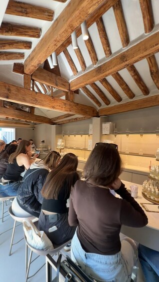 Picture 7 for Activity Seoul: Perfume-Making Workshop in a Historic Hanok 5