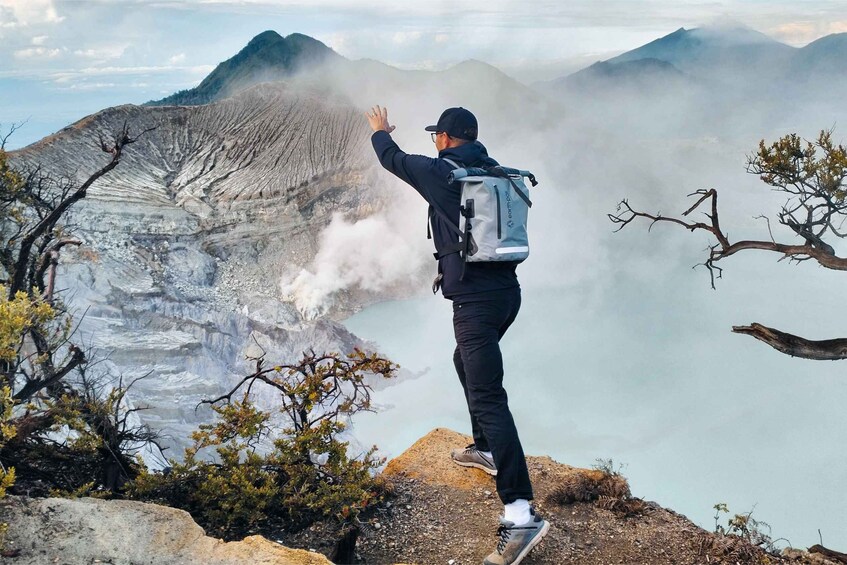 Picture 7 for Activity From Bali: Ijen Volcano Sunrise Hike with Transfer & All Fee 3