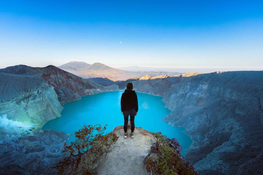From Bali: Ijen Volcano Sunrise Hike with Transfer & All Fee 1