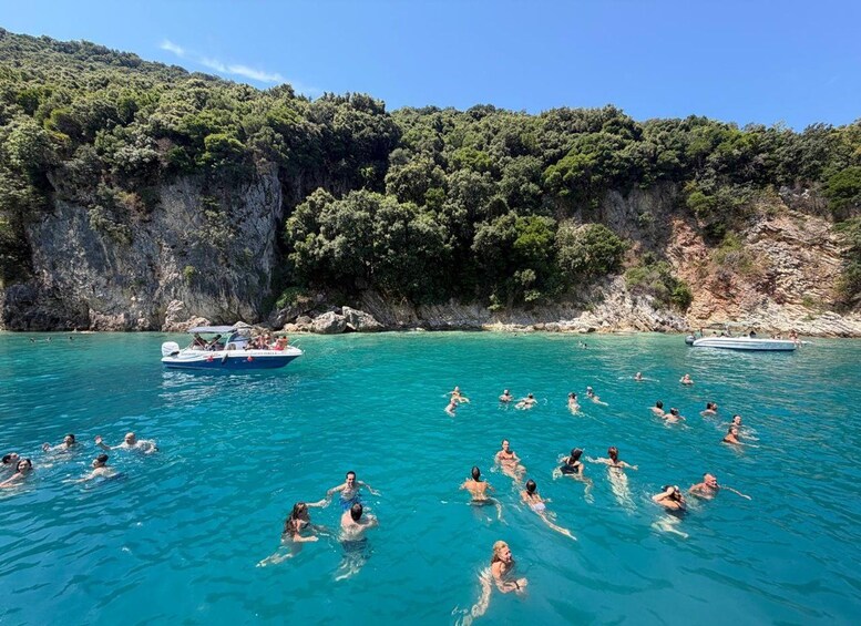 Picture 24 for Activity Saranda: Luxury Yacht Tour to Kroreza, Kakome & Turtle Cave 5
