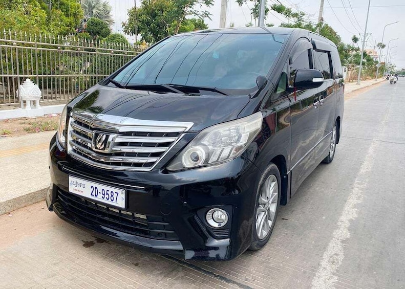 Picture 1 for Activity Siem Reap: Private Transfer From/to Siem Reap - Phnom Penh 3