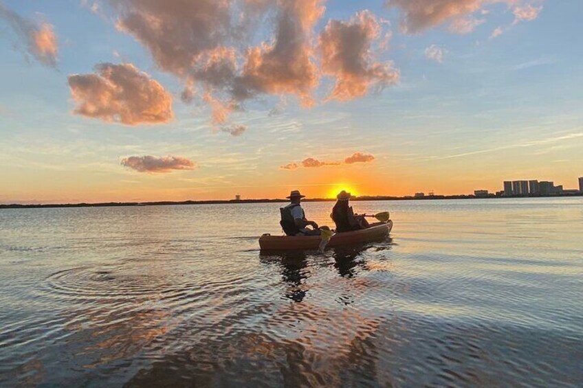 Kayak adventure through Laguna Nichupté in Cancun 2