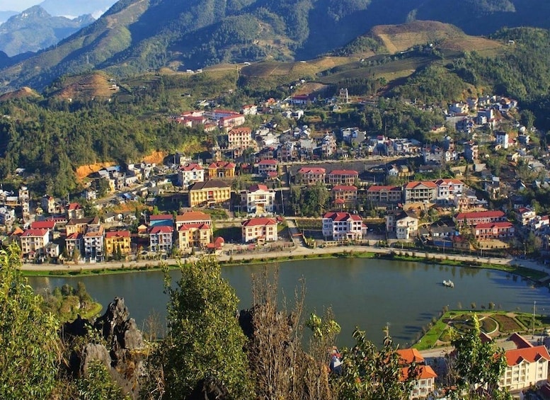 Picture 5 for Activity Crossing: Sapa 2-Day Adventure – Cat Cat & Fansipan Peak 4