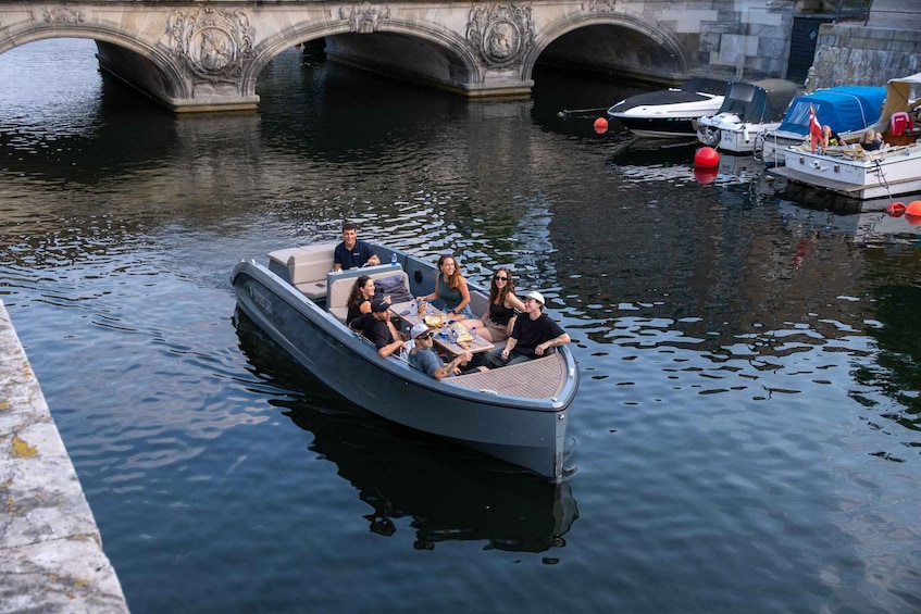 Picture 10 for Activity Copenhagen: Electric Canal Tour with live guide & hygge 2