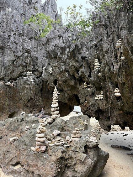 Picture 33 for Activity Hanoi: 2 Days Lan Ha Bay Cruise with Meals & Activities 4