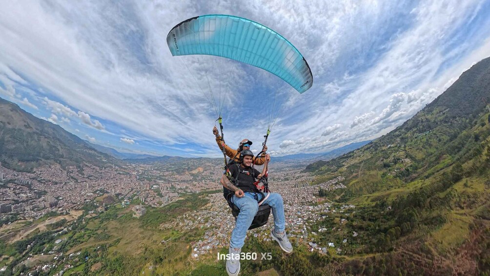 Picture 9 for Activity Medellín, San Felix: Paragliding, a Magical Experience 4