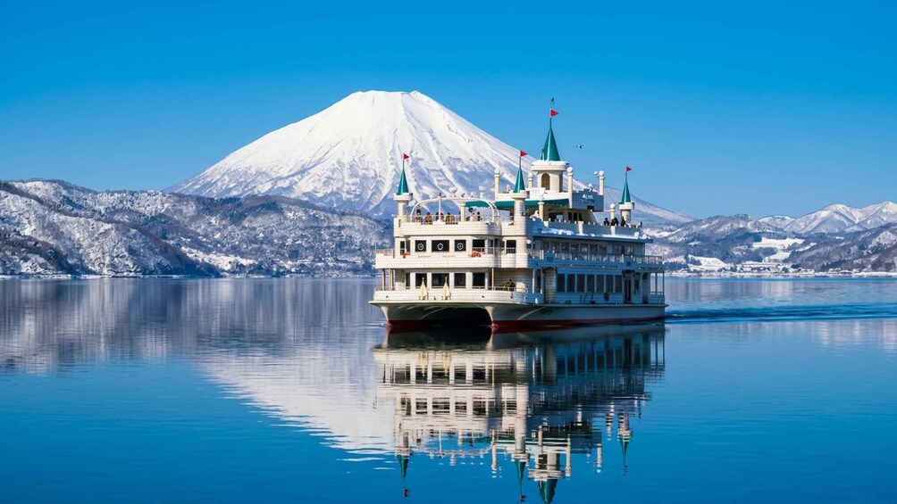 Picture 1 for Activity Sapporo: Lake Toya & Hell Valley Day Trip with Mt. Yotei 3