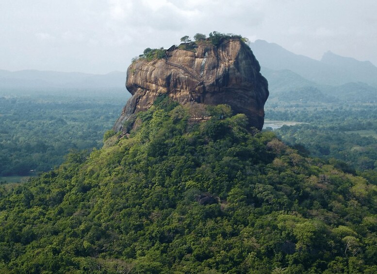 Picture 1 for Activity From Sigiriya: Sigiriya and Dambulla Day Tour 5