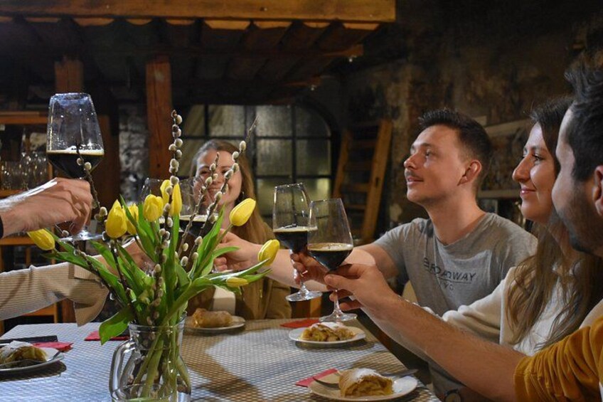 Taste Austria: Strudel Class | Local Tappas | Beer & Wine pairing 1