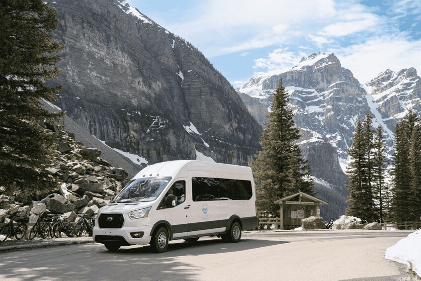 Picture 9 for Activity Sunrise or Sunset/Stargazing Tour at Moraine Lake from Banff 2