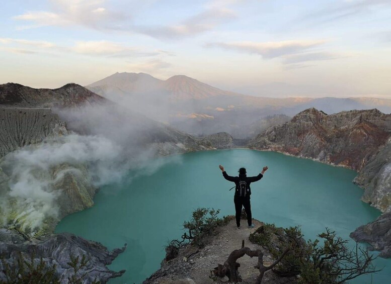 Surabaya or Malang: 3-Day Bromo-Ijen Tour with 4-Star Hotel 1