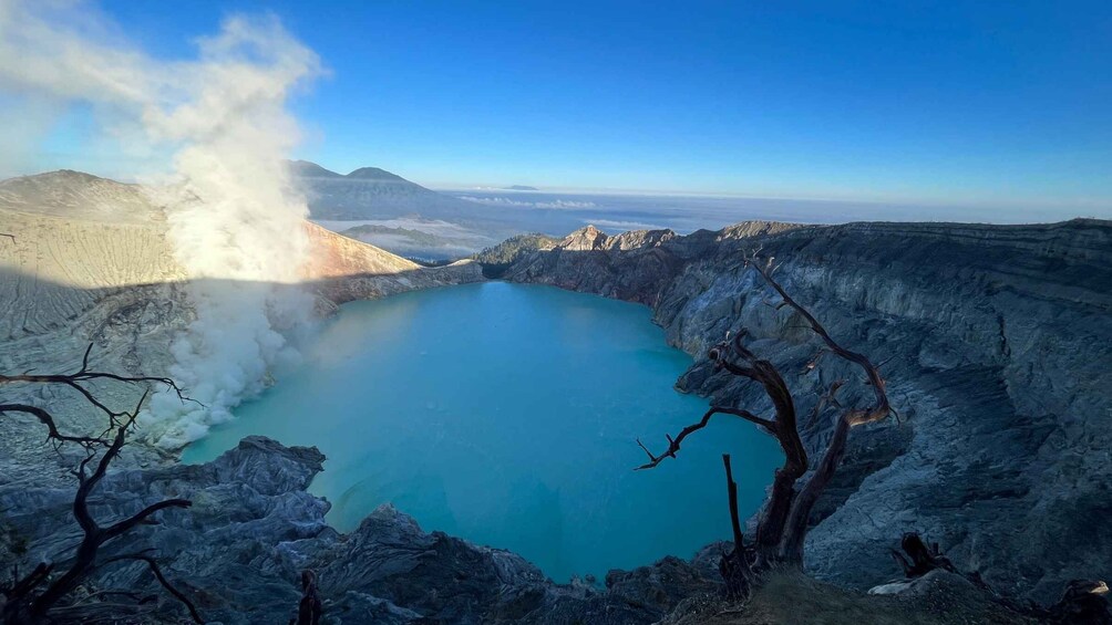 Picture 2 for Activity Surabaya or Malang: 3-Day Bromo-Ijen Tour with 4-Star Hotel 2