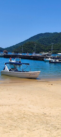 Picture 13 for Activity Vila Abraão: Lopes Mendes, Pouso , Mangues and Sto Antônio 2
