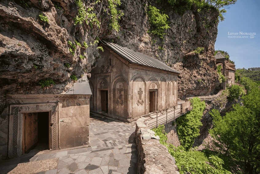 Kutaisi: Sightseeing Tour to Katskhi Pillar & Chiatura 1