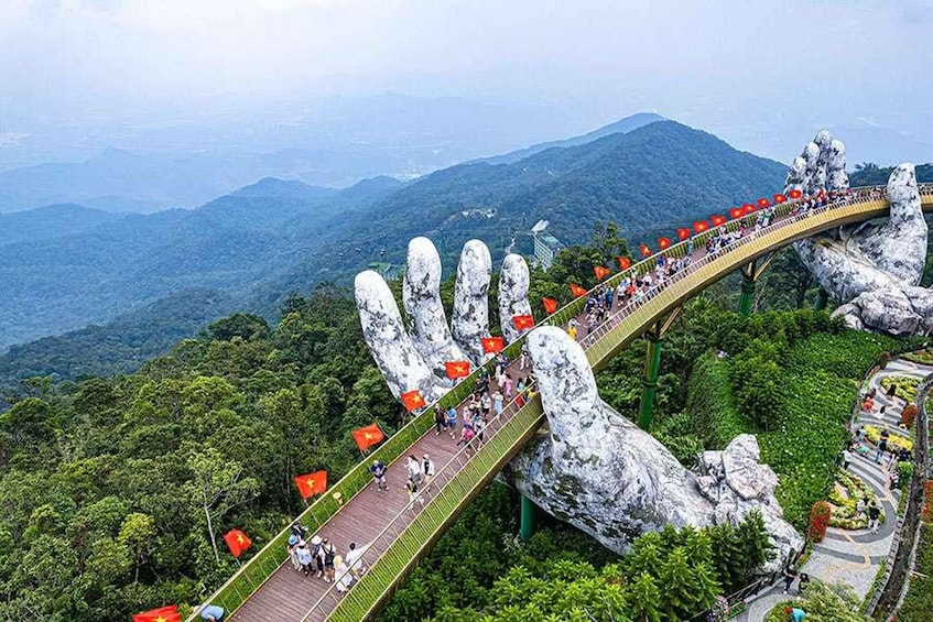 Discover Ba Na hills fullday with Golden Bridge 1