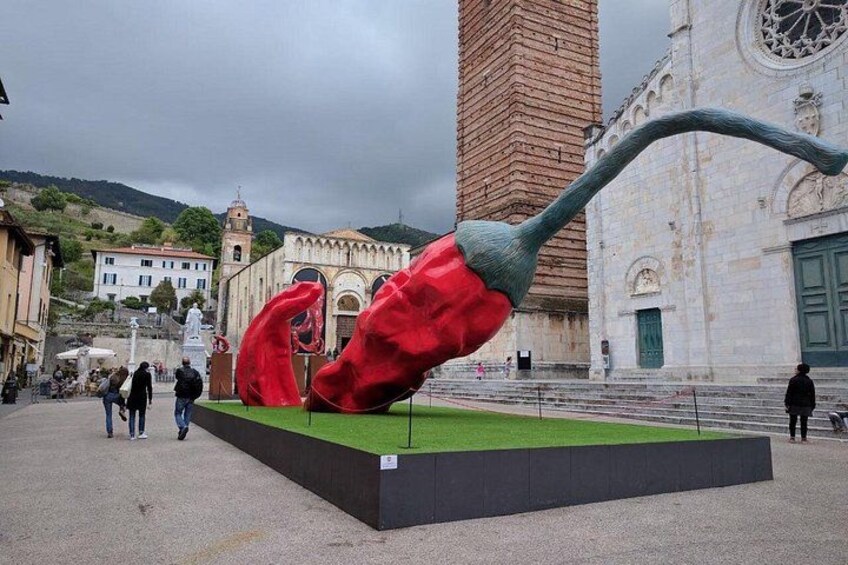 Pietrasanta is an open-air museum filled with art and sculptures 4