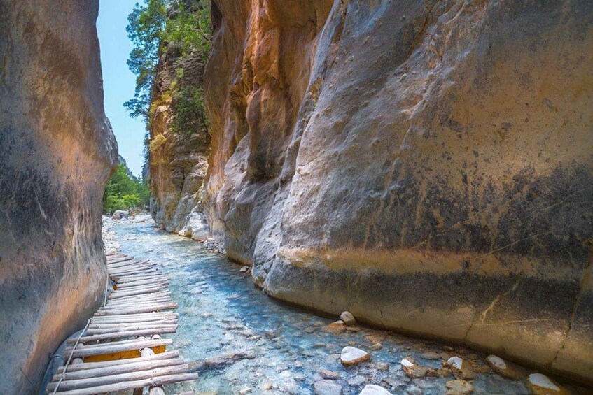 Picture 1 for Activity From Chania: Samaria Gorge Hiking Tour Easy Way 2