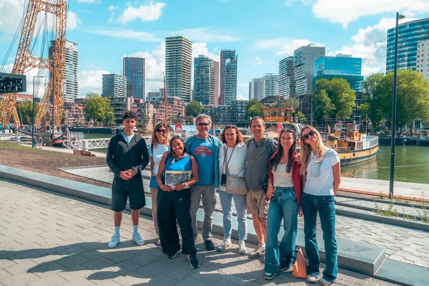 Picture 2 for Activity Rotterdam Highlights Walk in Spanish and Italian 5